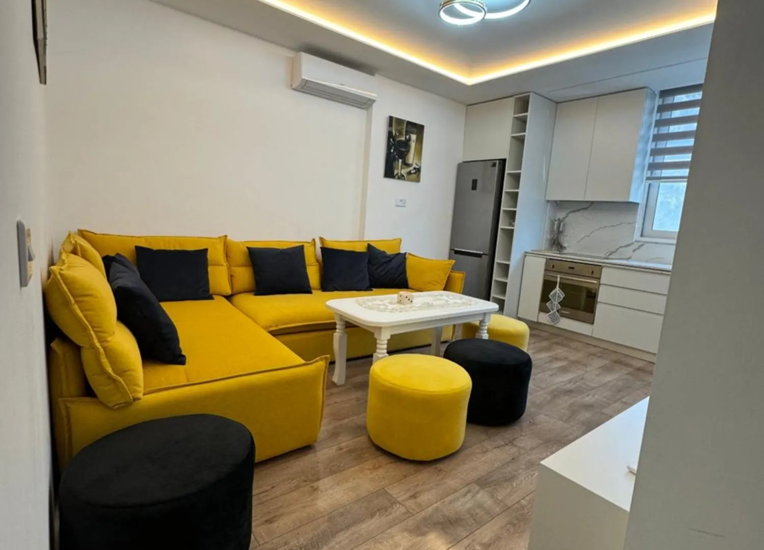 Dan'S Luxury Apartment Durres Albania
